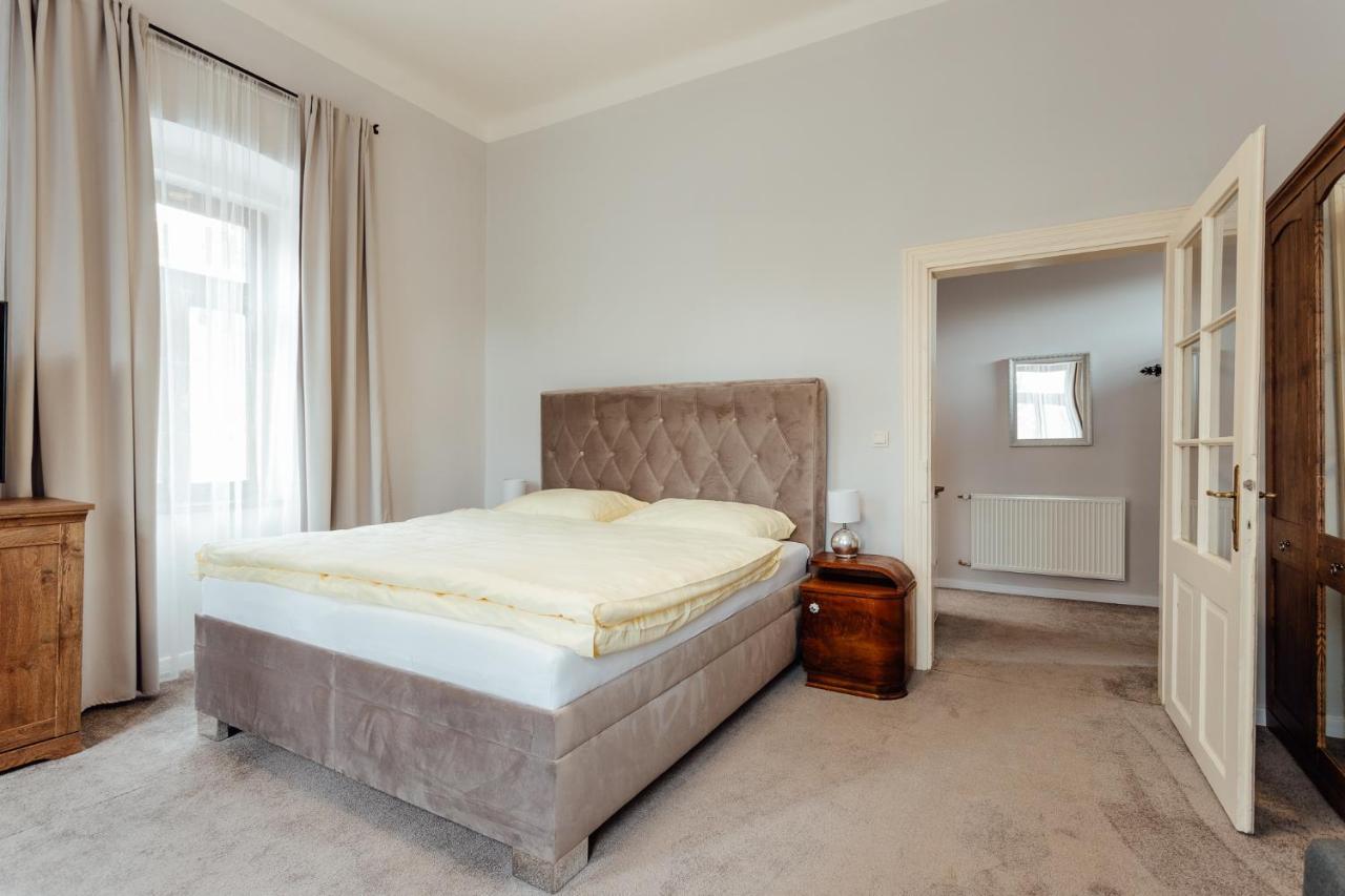 Botanicky Dvor Aparthotel Banská Štiavnica Екстериор снимка