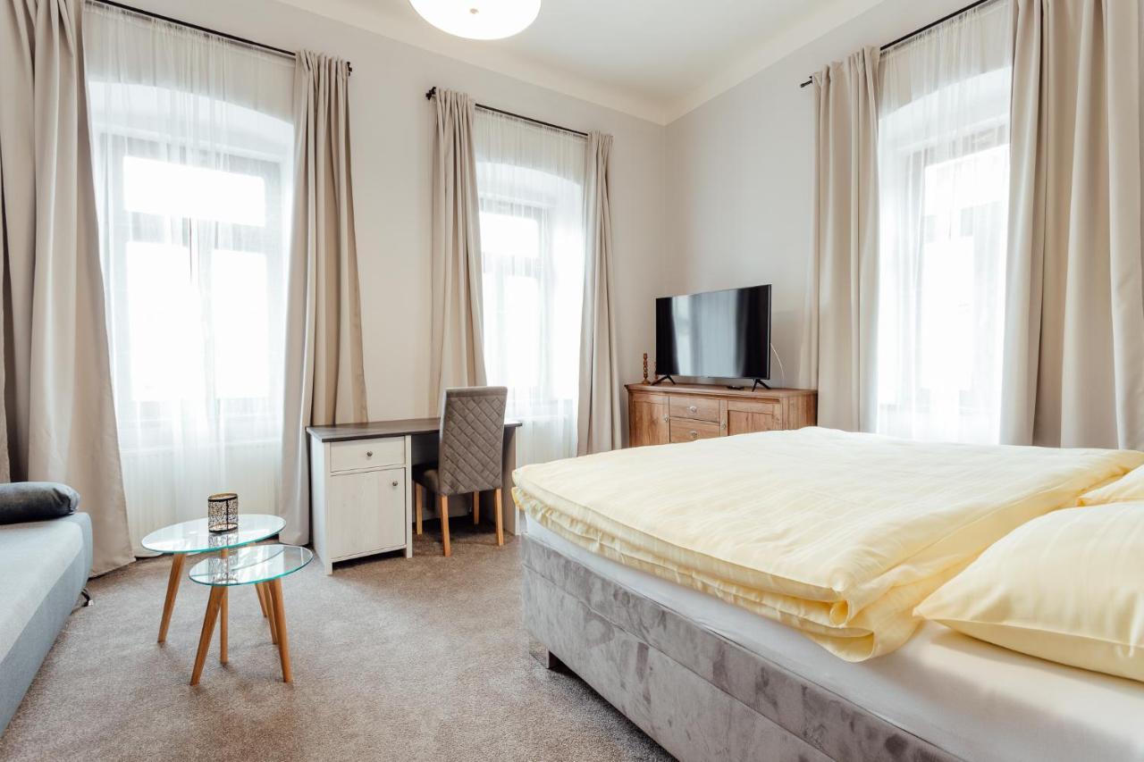 Botanicky Dvor Aparthotel Banská Štiavnica Екстериор снимка