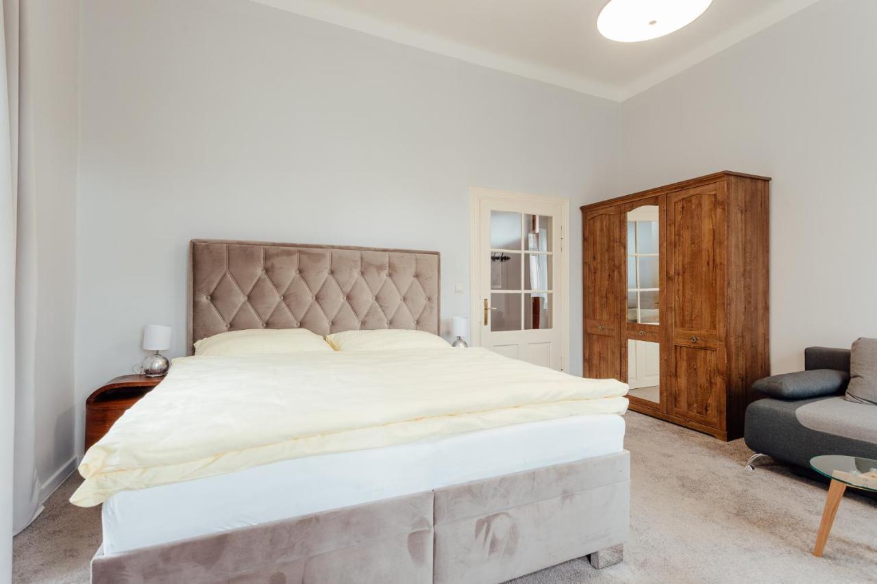 Botanicky Dvor Aparthotel Banská Štiavnica Екстериор снимка