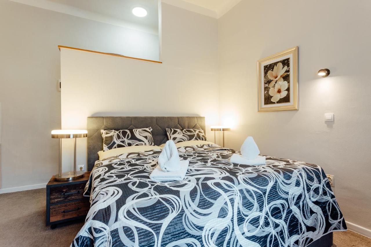 Botanicky Dvor Aparthotel Banská Štiavnica Екстериор снимка