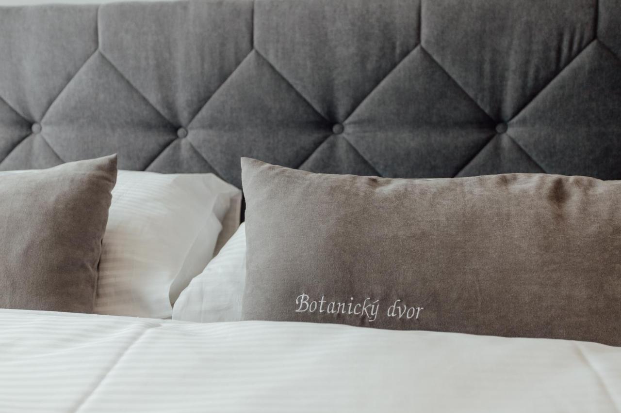 Botanicky Dvor Aparthotel Banská Štiavnica Екстериор снимка