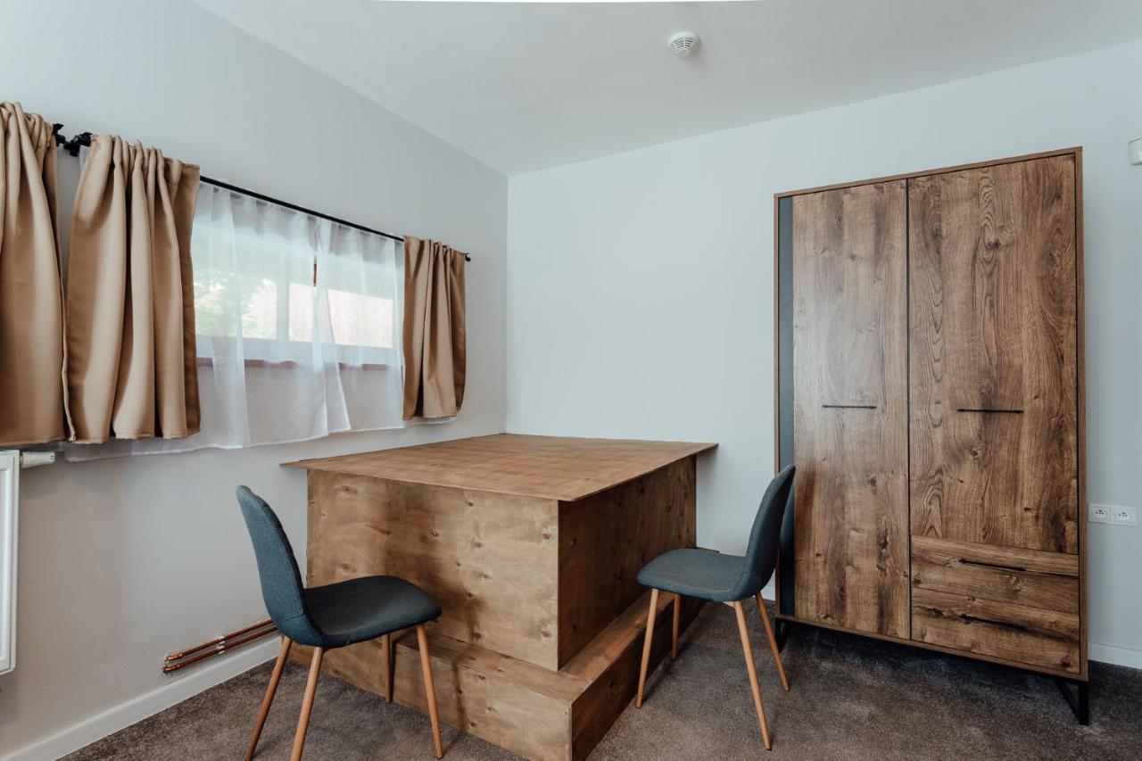 Botanicky Dvor Aparthotel Banská Štiavnica Екстериор снимка