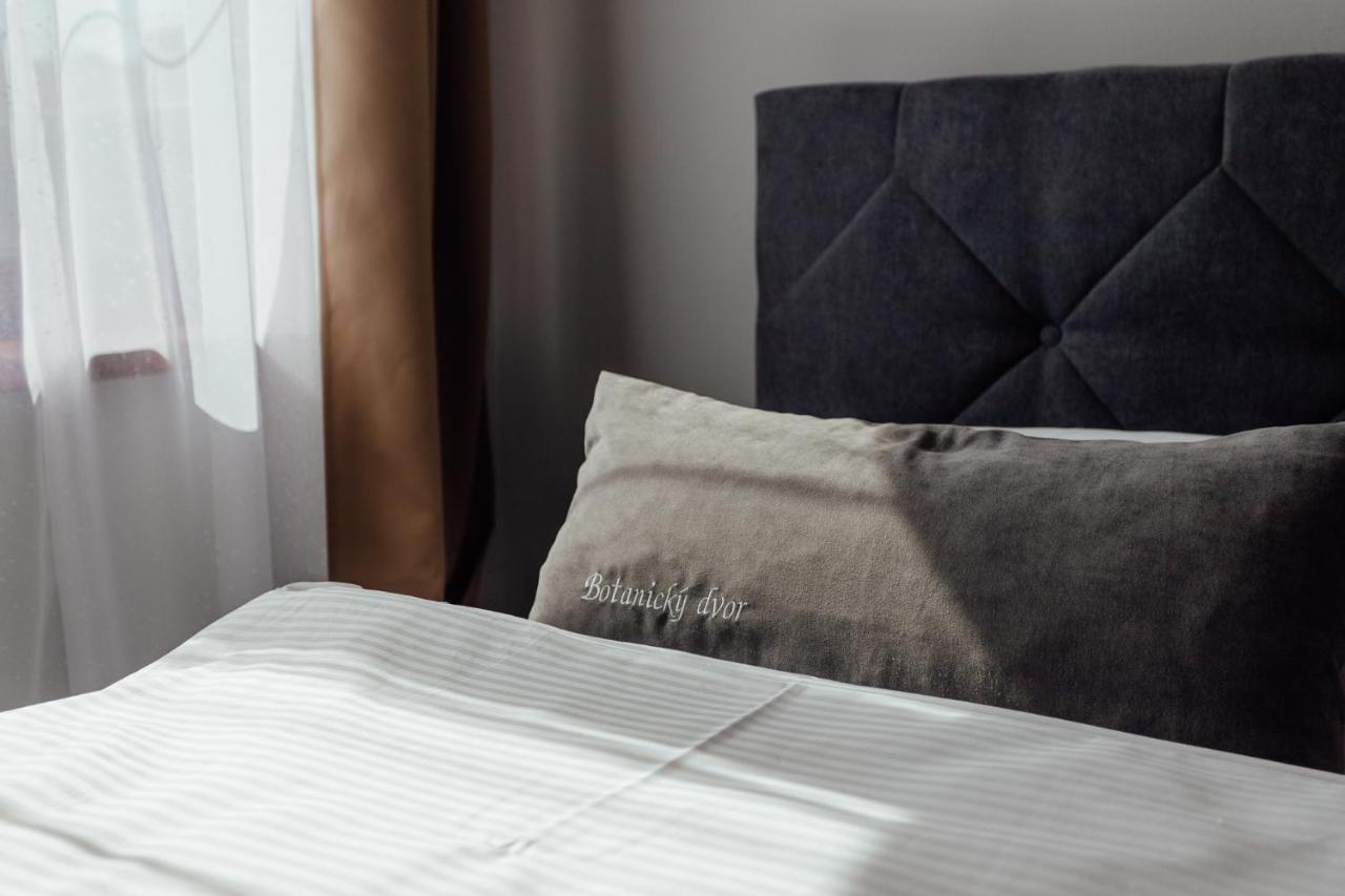 Botanicky Dvor Aparthotel Banská Štiavnica Екстериор снимка