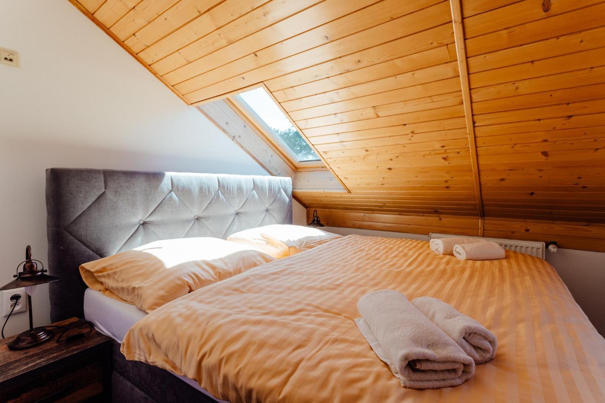 Botanicky Dvor Aparthotel Banská Štiavnica Екстериор снимка