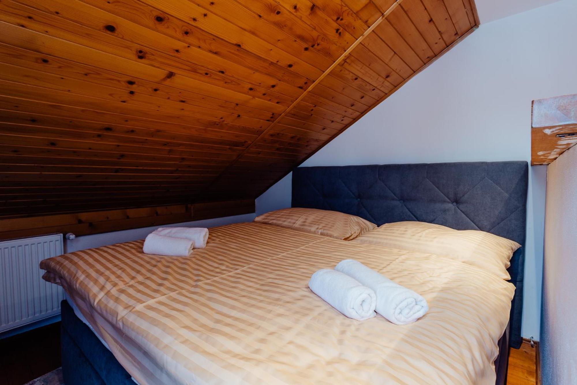 Botanicky Dvor Aparthotel Banská Štiavnica Екстериор снимка