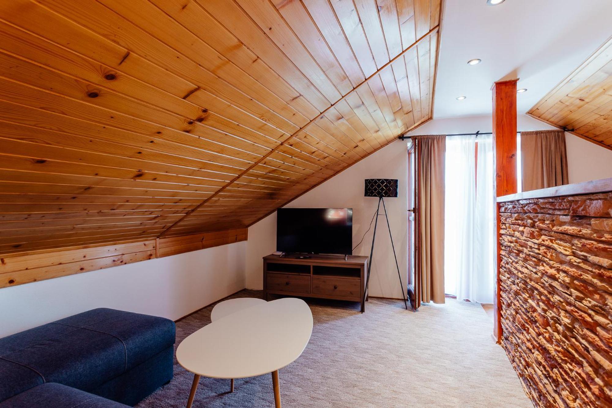 Botanicky Dvor Aparthotel Banská Štiavnica Екстериор снимка