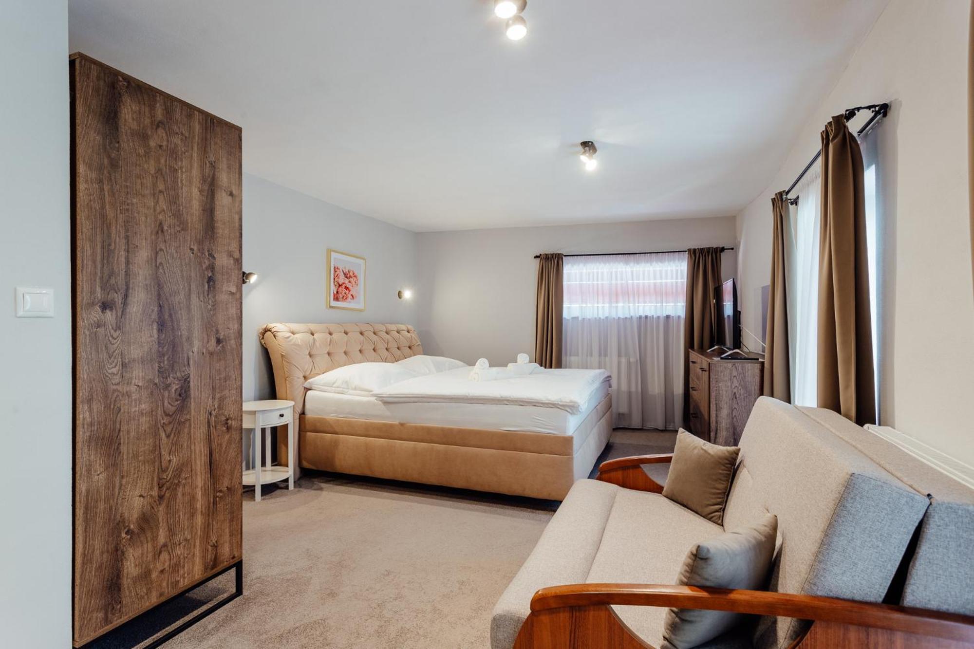 Botanicky Dvor Aparthotel Banská Štiavnica Екстериор снимка